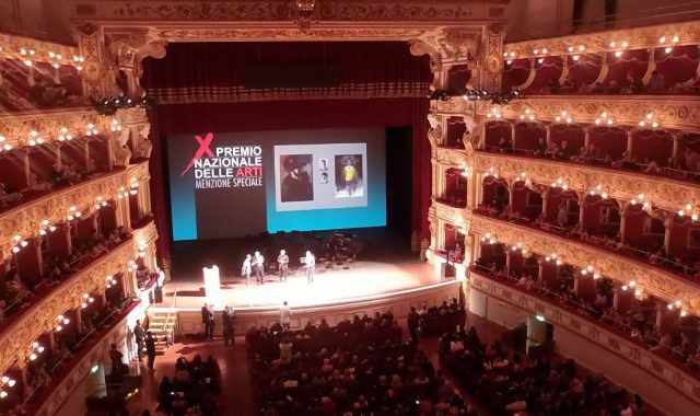 Petruzzelli, il premio delle Accademie. Sgarbi: L'arte non pu morire